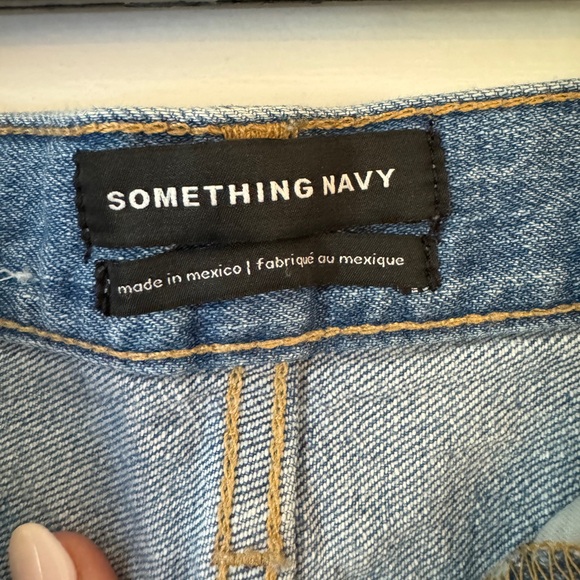 Something Navy Cropped Cigarette Jeans 26 - Picture 5 of 8